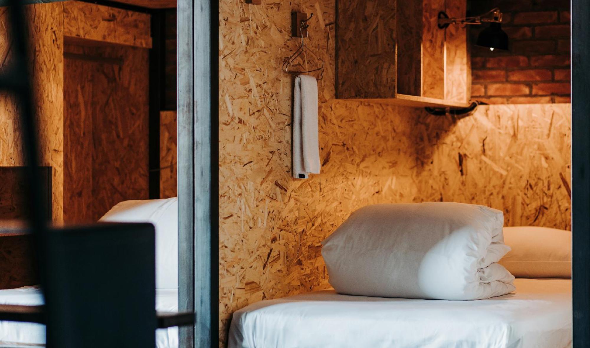 U.I.J Hotel & Hostel Тайнань Номер фото